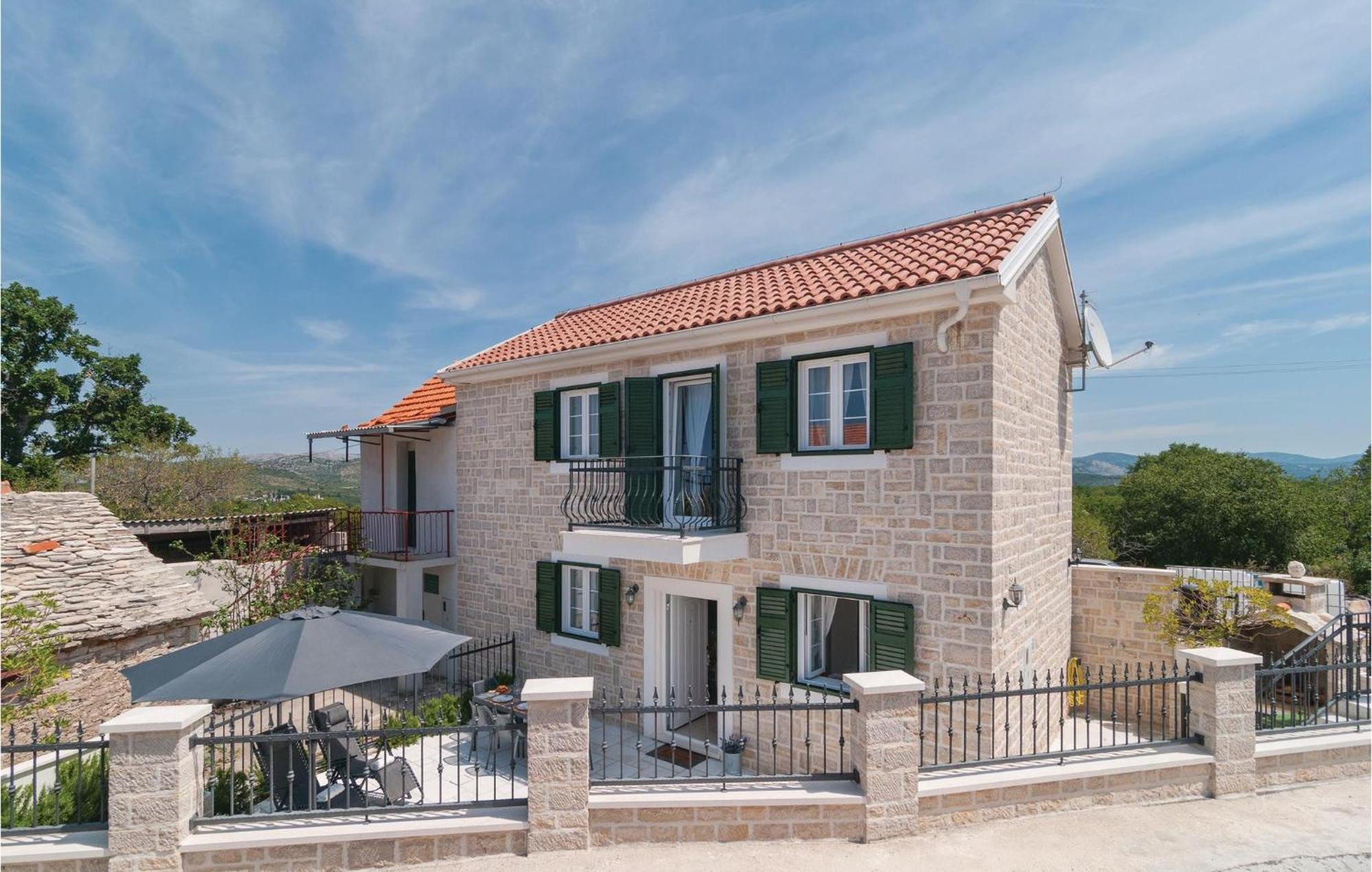 Stunning Home In Primosten With Kitchen 外观 照片